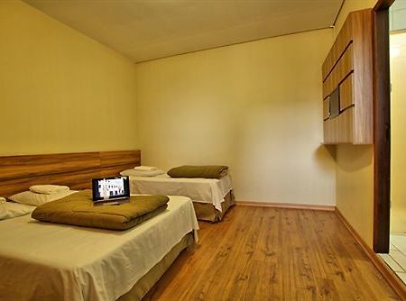 Hostel Roma Curitiba Extérieur photo